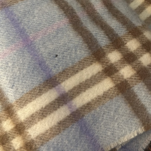 AUTHENTIC BURBERRY check tag/fringe Fashion Accessories Scarf Wool / - Picture 6 of 8